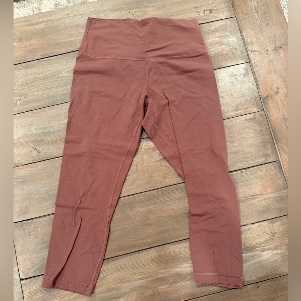 High-Waisted Mauve cropped Leggings